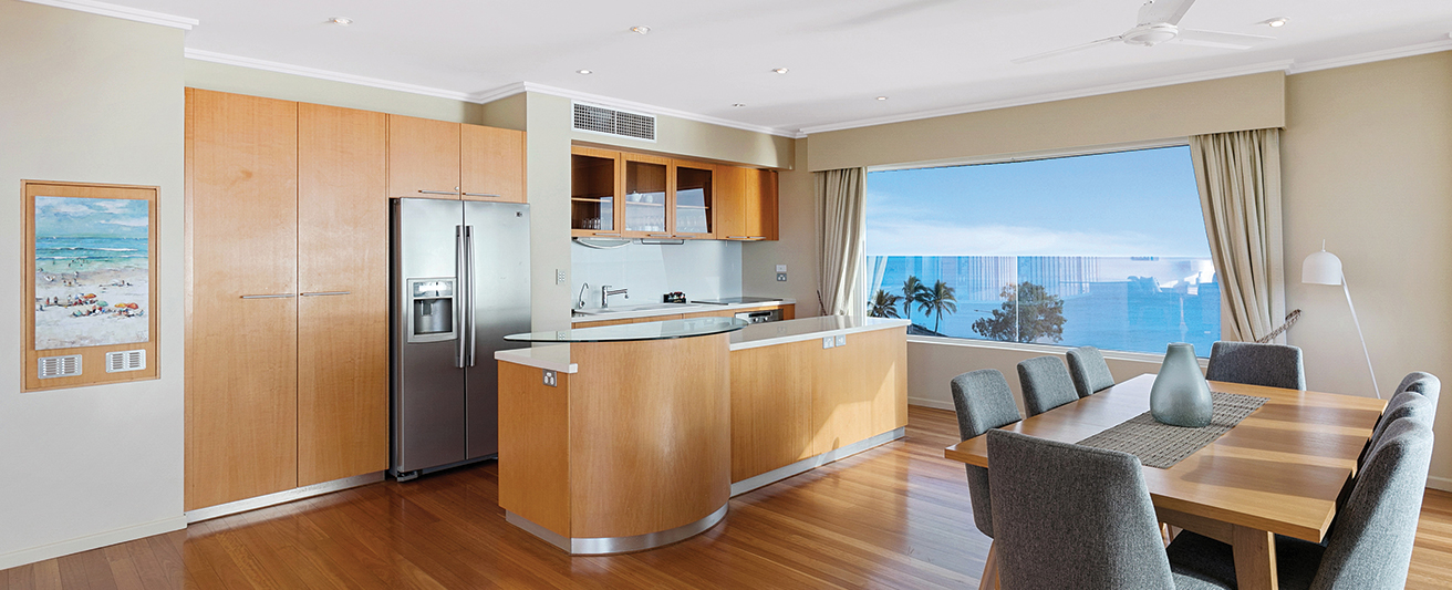 Hervey Bay Hotel | Oaks Hervey Bay Resort and Spa