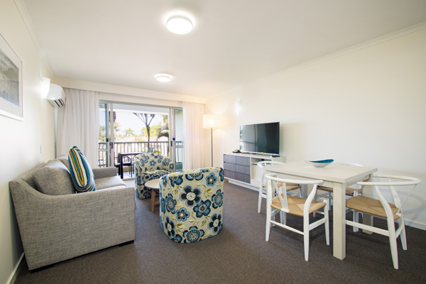 Oaks Oasis Resort Official Website Caloundra Resort