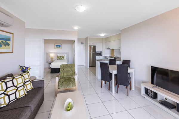 Alexandra Headlands Hotel Accommodation At Oaks Seaforth Resort