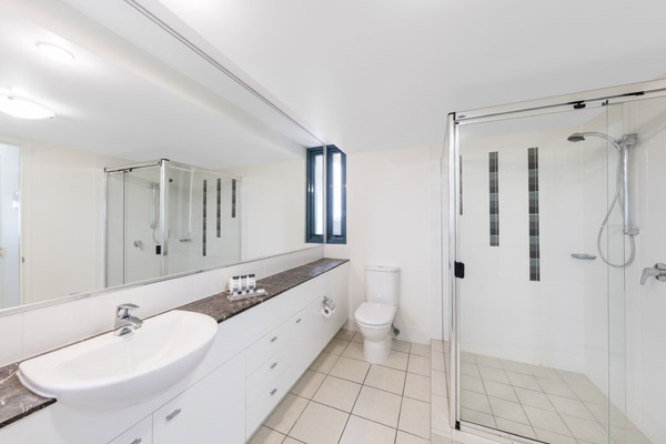 Alexandra Headlands Hotel Accommodation At Oaks Sunshine