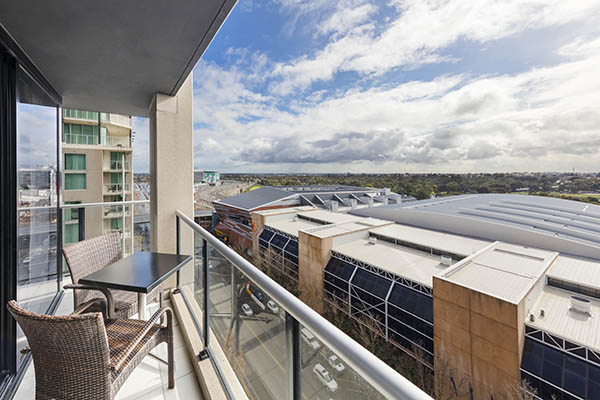 Accommodation Adelaide Cbd Hotel Apartments At Oaks