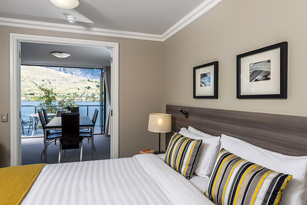 Lakefront Apartments Queenstown Accommodation At Oaks Shores