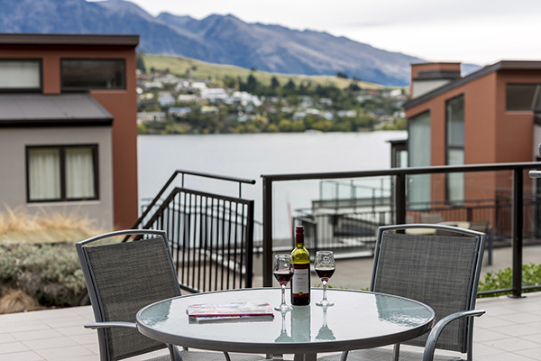 Lakefront Apartments Queenstown Accommodation At Oaks Queenstown