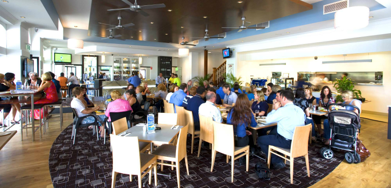 Best Restaurant In Townsville The Met At Oaks Metropole