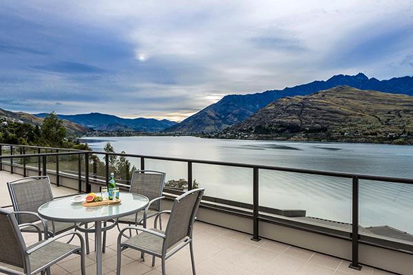 Hotels Queenstown Apartments By Oaks Shores Queenstown